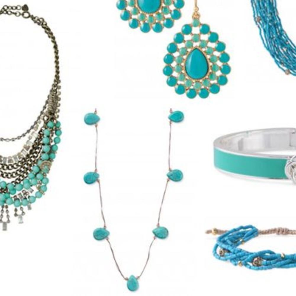 Stella & Dot | [Retired] Delicate Threaded Silk Turquoise Necklace - Picture 4 of 8